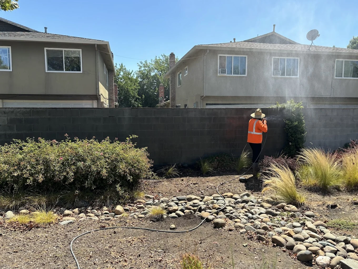 Cyclone Eco Power Wash Team at Work