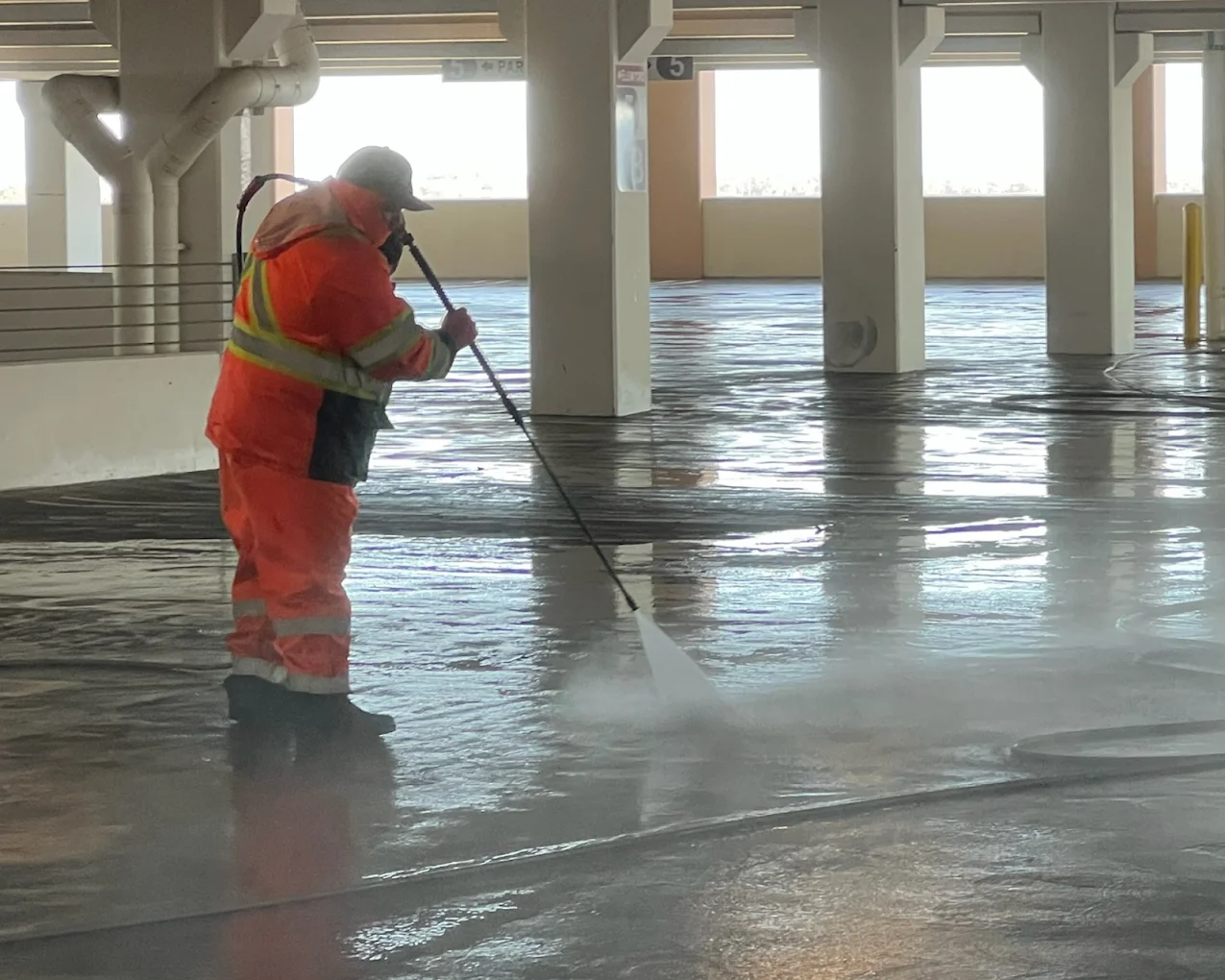 Cyclone Eco Power Wash Team at Work